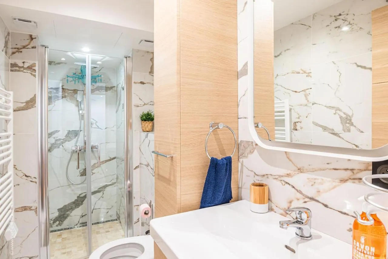 Le Petit Rex Apartment Paris 0*,